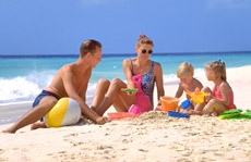 aruba_family_beach1