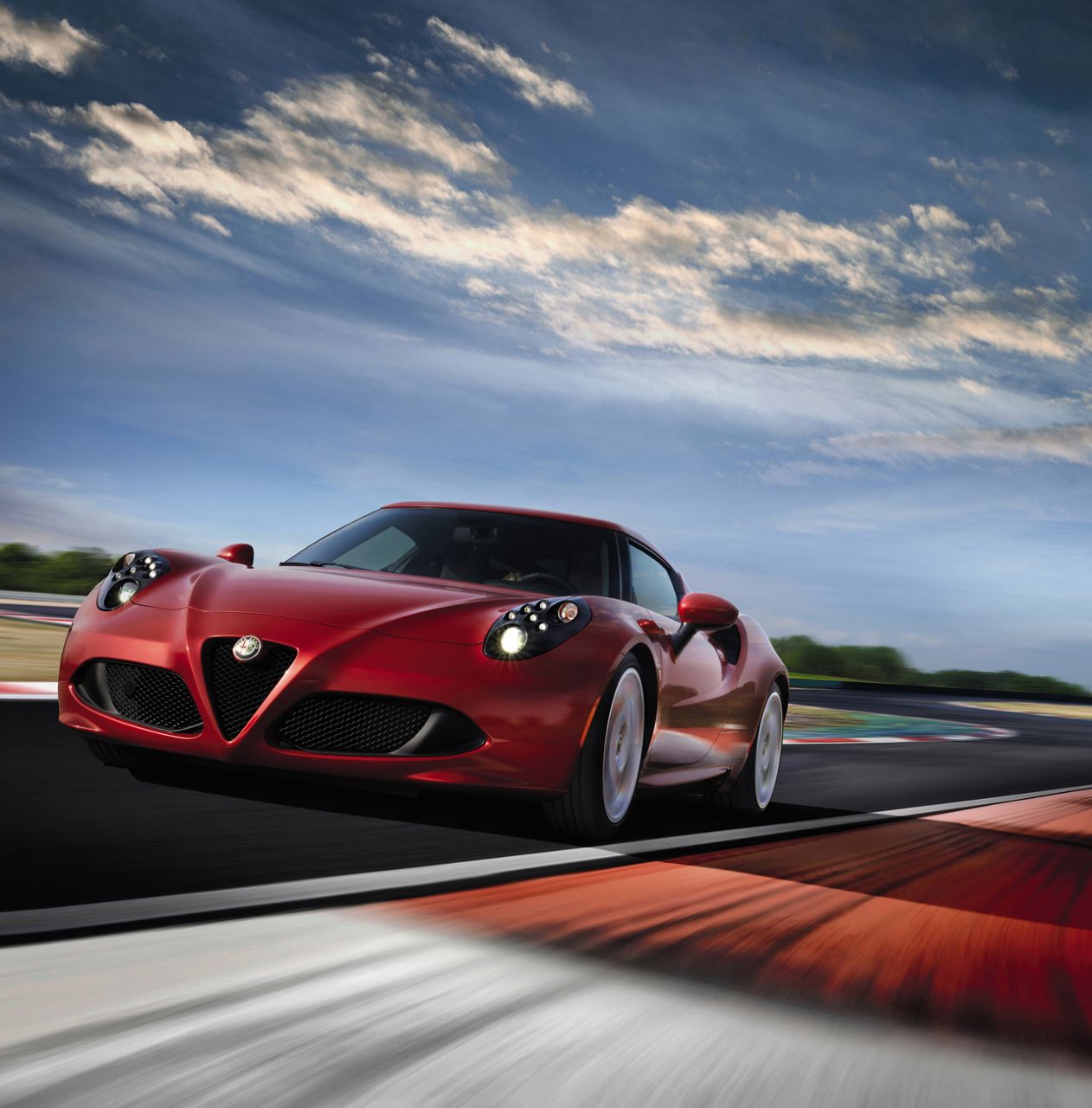 Alfa Romeo 4C Conquista el 'Auto Trophy 2013'