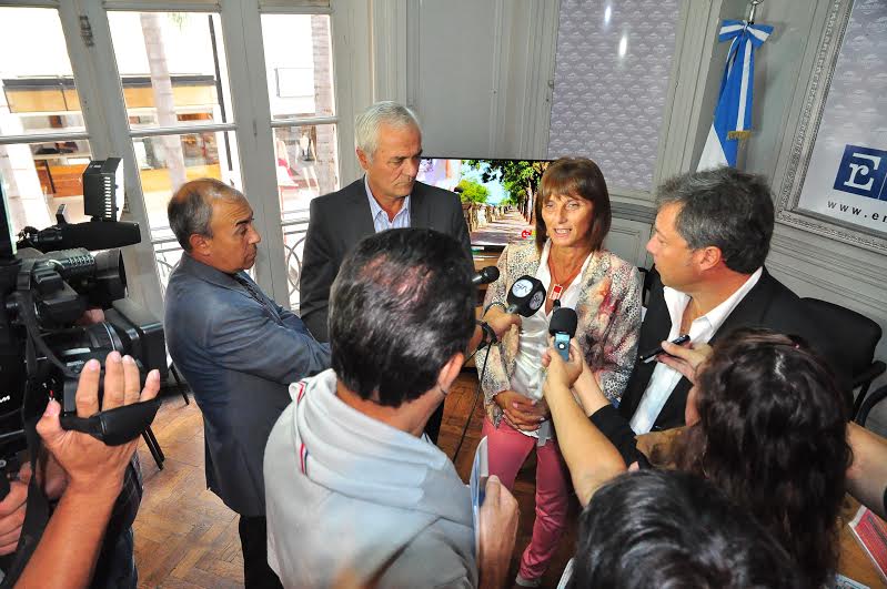 Se presentó ante los medios de prensa en Paraná el Programa de Cortesía Turística 3x2 de Colón1