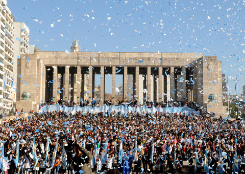 Más de 17.000 chicos participarán de las Promesas de Lealtad a la Bandera 2014