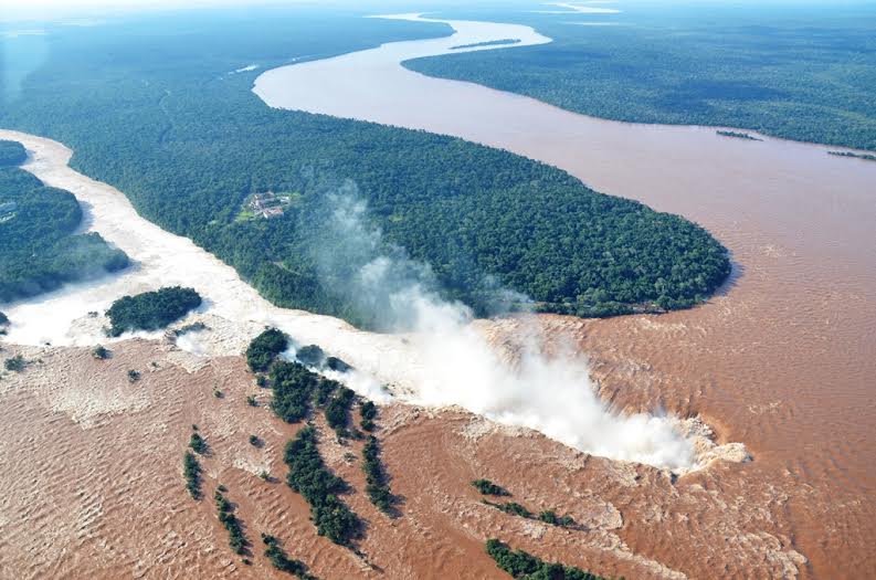 Reabrieron las pasarelas de las Cataratas del Iguazú