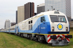 Randazzo anunció que parte el primer tren 0km hacia Mar del Plata