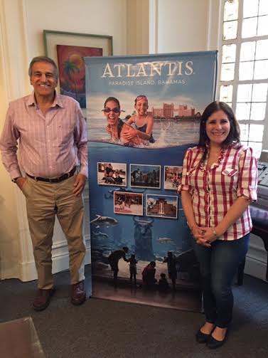 Alberto Mustafá junto a Mariela Paino, junto a Mariela Paino Jefa de Producto Caribe de American Executive