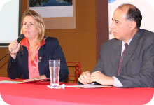 La ministra de Turismo, Liz Cramer Campos y Gustavo Riego, presidente del PC&VB